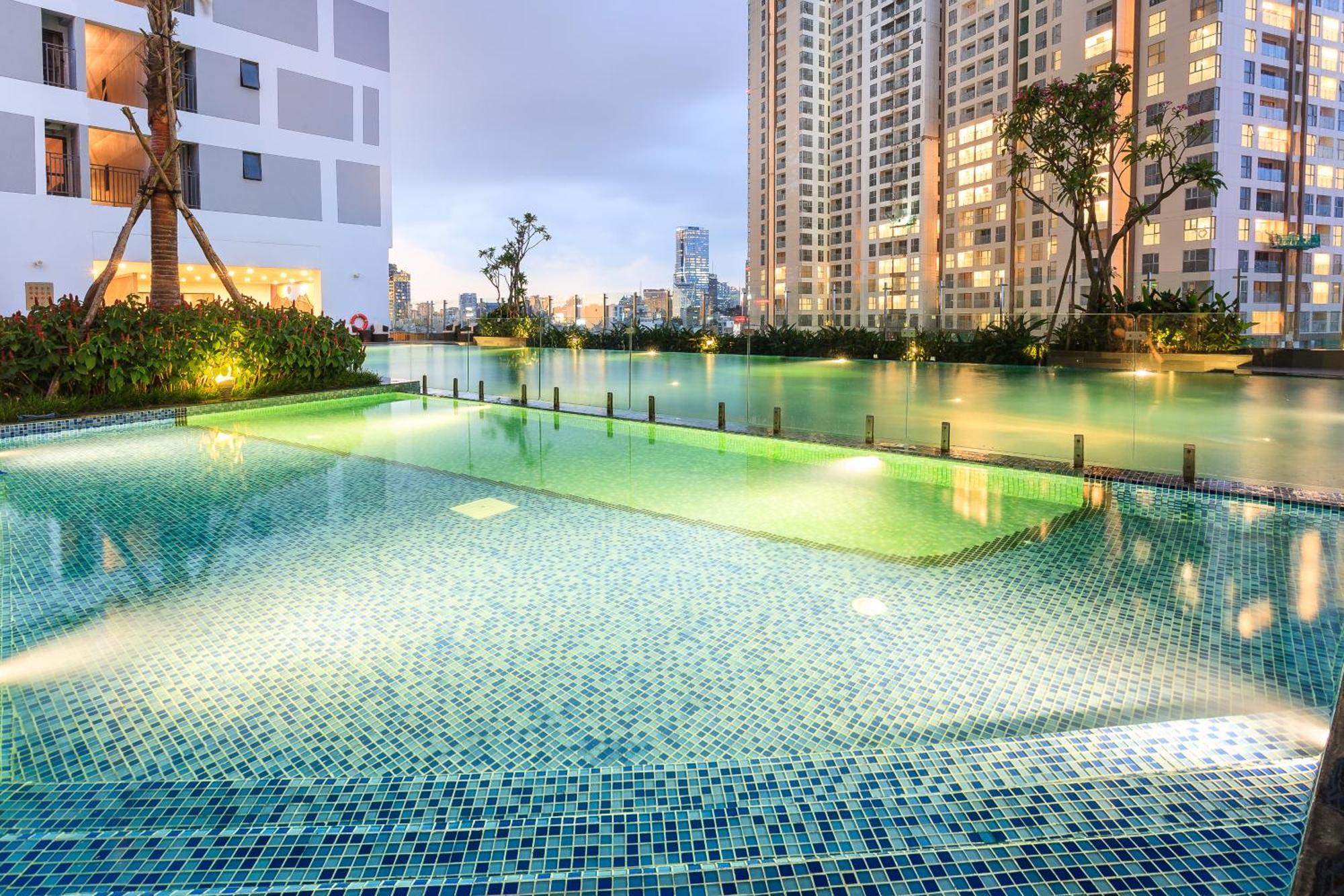 Lyn'S Home-River Gate- Pool- Gym-Pick Up Хошимин Экстерьер фото